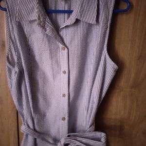 Anne Klein size 16 seersucker blue/white sleeveless summer dress